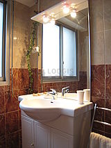 Apartment Paris 18° - Bathroom