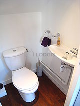 Apartment Paris 1° - Toilet