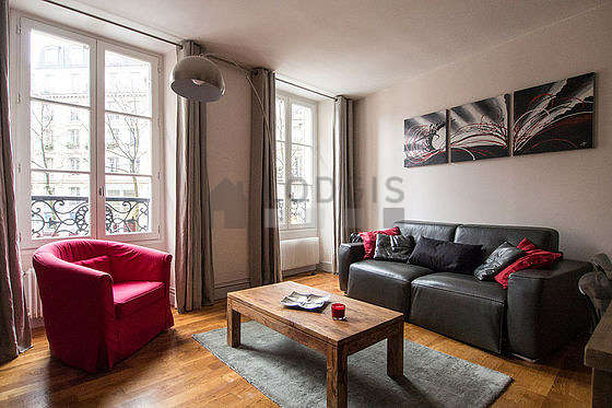 https://www.lodgis.com/photos/lpa/ap/16242/orange/carousel/g/apartment-paris-living-room-G11.jpg?v=1503010925