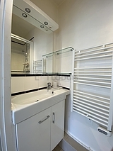 Duplex Paris 16° - Bathroom