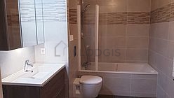 Apartment Issy-Les-Moulineaux - Bathroom