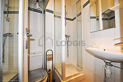 Apartment Paris 9° - Bathroom