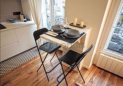 Wohnung Paris 18° - Wohnzimmer