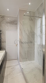 Wohnung Paris 1° - Badezimmer