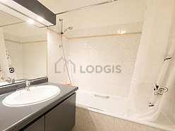 Apartment Haut de seine Nord - Bathroom