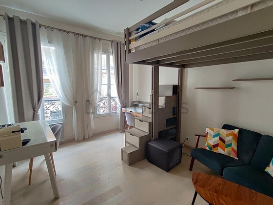 Rental studio Paris 17° (RUE DES APENNINS) | 19 m² Batignolles