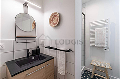 Apartment Lyon Sud Ouest - Bathroom