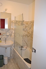 Apartment Les Lilas - Bathroom