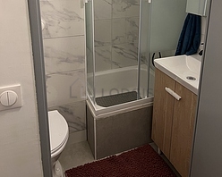 Apartment Courbevoie - Bathroom