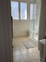 Apartment Val de marne - Bathroom