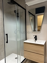 Apartment Courbevoie - Bathroom