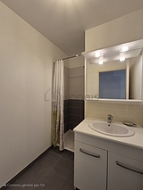 Duplex Lyon Nord Est - Bathroom