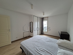 Duplex Lyon Nord Est - Chambre